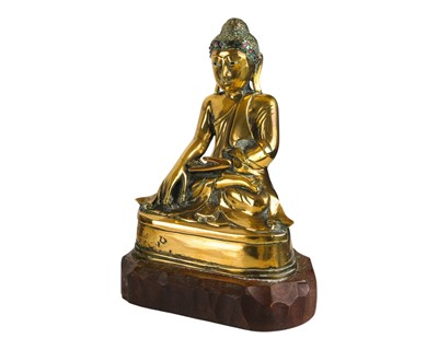 Lot 502 - A bronze Shakyamuni Buddha figure.