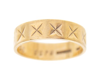 Lot 111 - A 9k yellow gold ring.
