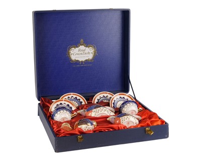 Lot 720 - A Royal Crown Derby quail teaset.