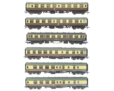 Lot 294 - GWR ‘OO’ gauge coaches x6.