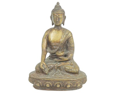 Lot 538 - A Tibetan bronze Buddha Shakyamuni.