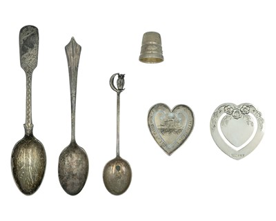 Lot 166 - A selection of silver goods.