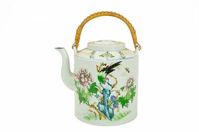 Lot 553 - A Chinese porcelain teapot of large proportions.
