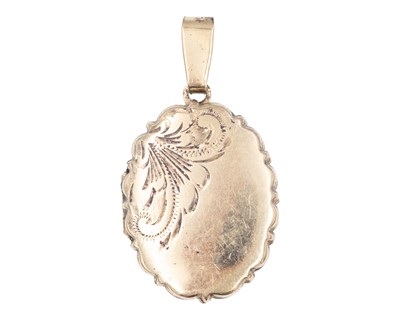 Lot 109 - A 9k yellow gold locket.