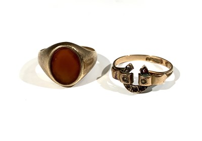 Lot 2500 - A 9ct gold signet ring set carnelian and a...
