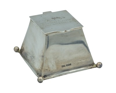 Lot 110 - An Edward VII ATS silver inkwell by Roberts & Belk.