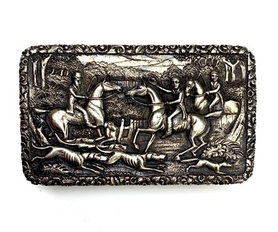Lot 2453 - A fine George IV silver-gilt table snuff box...