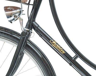 Lot 39 - A Pashley 'Princess Sovereign' bicycle.