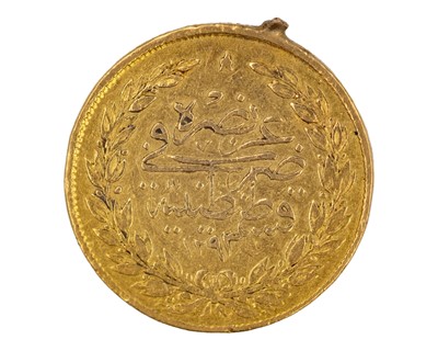 Lot 25 - TURKISH OTTOMON EMPIRE - A 100 Kurush gold coin.