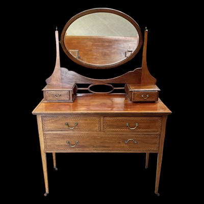 Lot 27 - An Edwardian mahogany dressing table, 107cm...