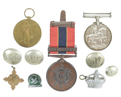 Lot 146 - A WWI pair, British War Medal and Victory Medal.