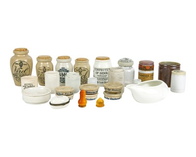 Lot 462 - A collection of small pharmaceutical pots and ointment holders.