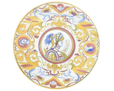 Lot 850 - A large Italian tinglaze/Maiolica dish.