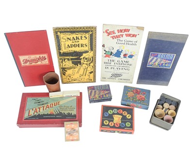 Lot 274 - A boxed military game, L'Ataque, and other games, etc.