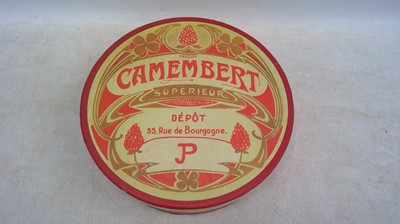 Lot 36 - Four Camembert 20cm Plates.