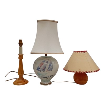 Lot 81 - A Port Isaac pottery ceramic table lamp by...