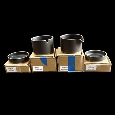 Lot 138 - Four pieces of Japanese Hasami porcelain.