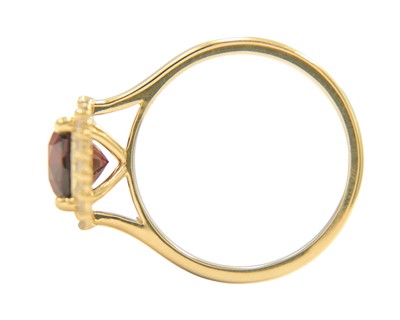Lot 88 - An exceptional 2.86ct Burmese no-heat natural red spinel and diamond ring, with GIA certificate.
