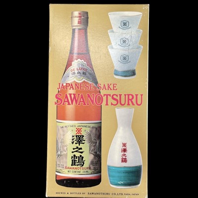 Lot 195 - A presentation box of "Sawanotsuru" Sake, 720 ML.