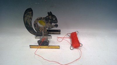 Lot 199 - A Gamo Pull to Reset, Rat Air Rifle Target....