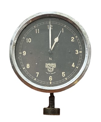 Lot 167 - A vintage Smiths car clock, appears to be in...