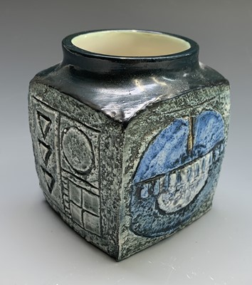 Lot 530 - A Troika small cube vase, the green ground...