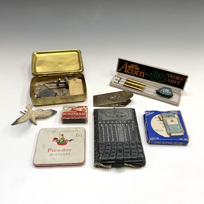 Lot 17 - A 1914 Queen Mary brass Christmas box, an...