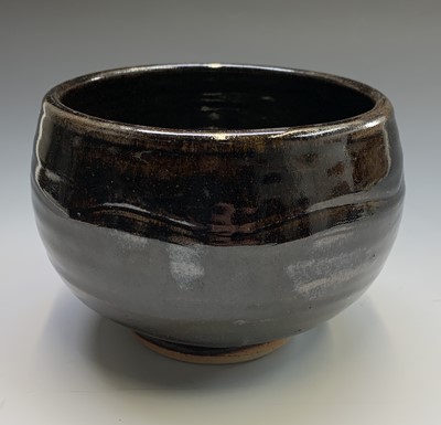 Lot 534 - Scott MARSHALL (1938-2008) A stoneware bowl...
