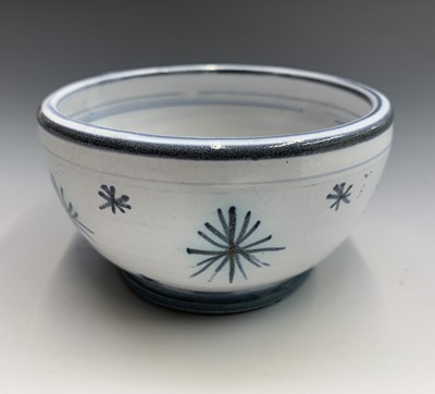 Lot 506 - COLE BROTHERS (Rye Pottery, Sussex) A small...