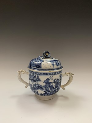 Lot 125 - A Chinese blue and white export porcelain twin...