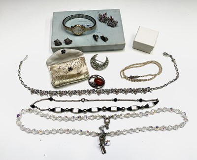 Lot 648 - Costume jewellery including a little silver etc.