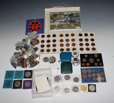 Lot 24 - GB coinage - box containing mostly modern GB...
