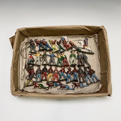 Lot 579 - Lead Soldiers: 33 Cowboys & Indians - mixed...