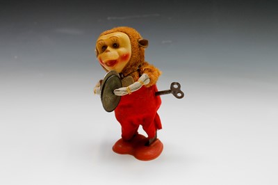 Lot 584 - Clockwork - Monkey with cymbals.