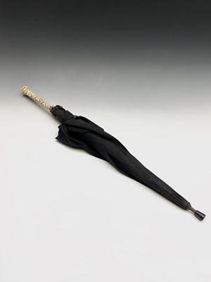 Lot 344 - A Japanese ivory umbrella, circa 1900, the...