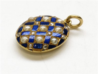 Lot 2779 - A fine high purity gold, diamond, pearl and...