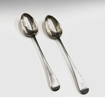 Lot 9 - A pair of Victorian Old English pattern...