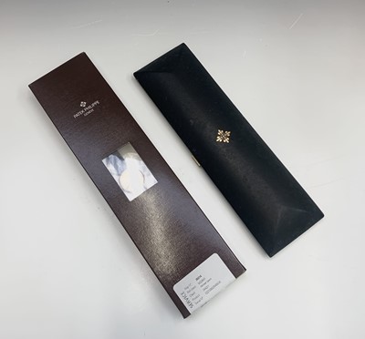 Lot 803 - Patek Philippe ref 3442/1 (centre seconds) An...
