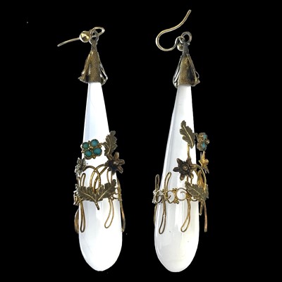 Lot 36 - A good pair of late Georgian chalcedony earrings.
