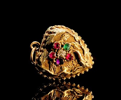 Lot 691 - An early to mid 19th century gold, heart...