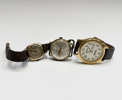 Lot 94 - A ladies 9ct gold cased watch with Buren...