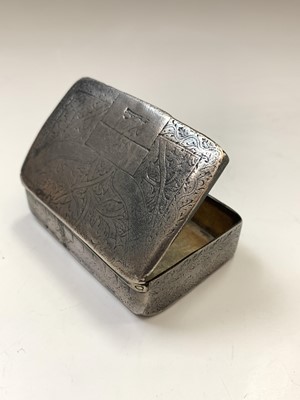 Lot 38 - A George III silver engraved snuff bod width...