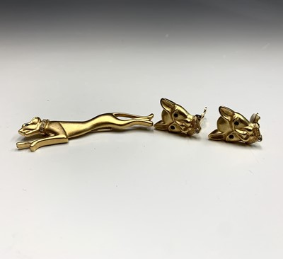 Lot 319 - A Jackie Collins panther brooch and a pair of...