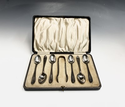 Lot 20 - A set of six silver teaspoons and matching...