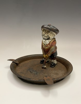Lot 226 - A rare Dunlop golf ball advertising ashtray,...