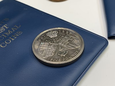 Lot 2 - Great Britain and other coinage: Comprises...