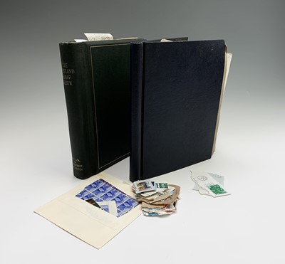 Lot 335 - World Collection contained in two spring back...
