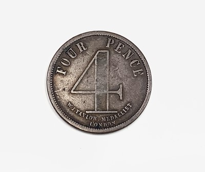 Lot 4 - London Inn and Pub tokens. Lot of five...