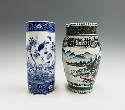 Lot 121 - A Chinese famille verte porcelain vase, early...