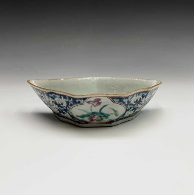 Lot 146 - A Chinese famille rose shaped dish, 19th...